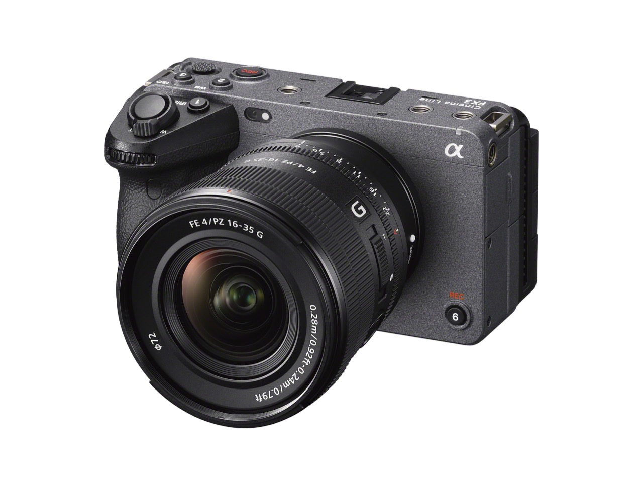 Weitwinkel-Zoomobjektiv Sony FE PZ 16-35 Millimeter F4 G an einer Sony Alpha FX3
